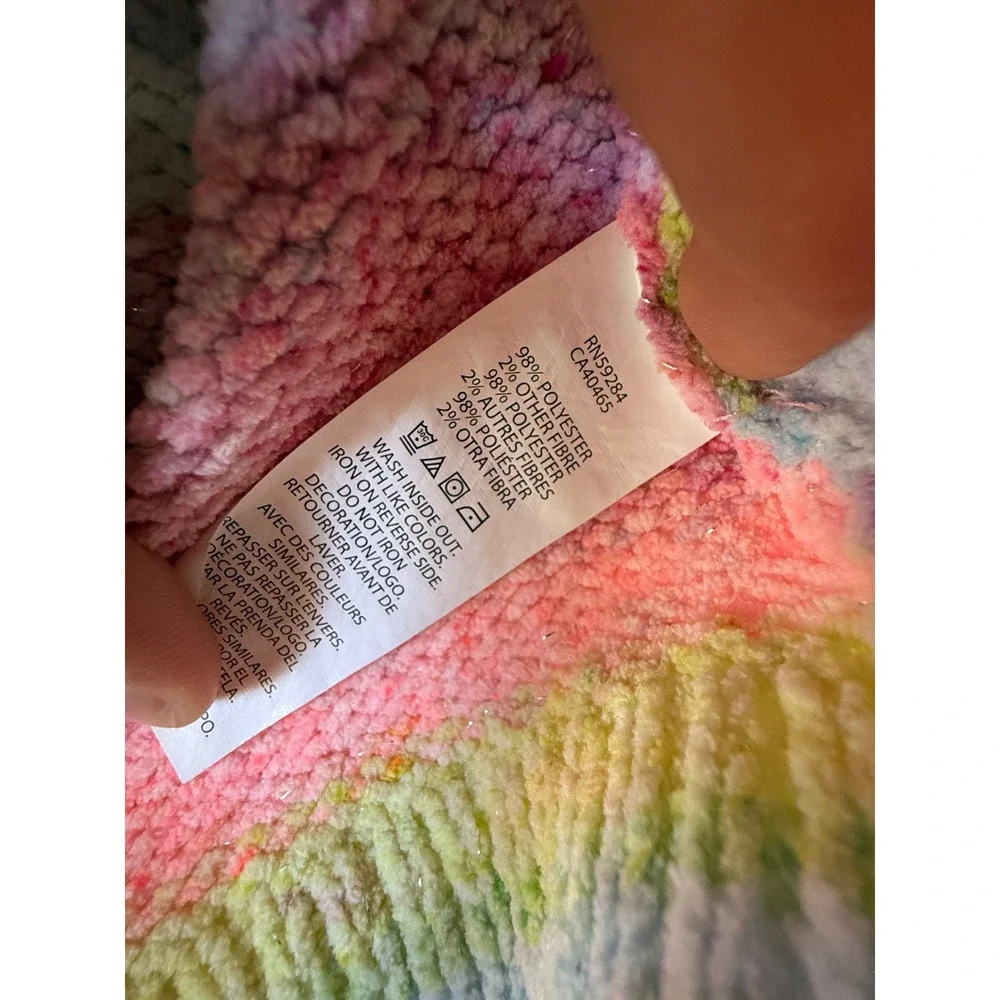 The Children's Place Girls Rainbow Stripe Sequin Star Knit Sweater Size 5/6 S